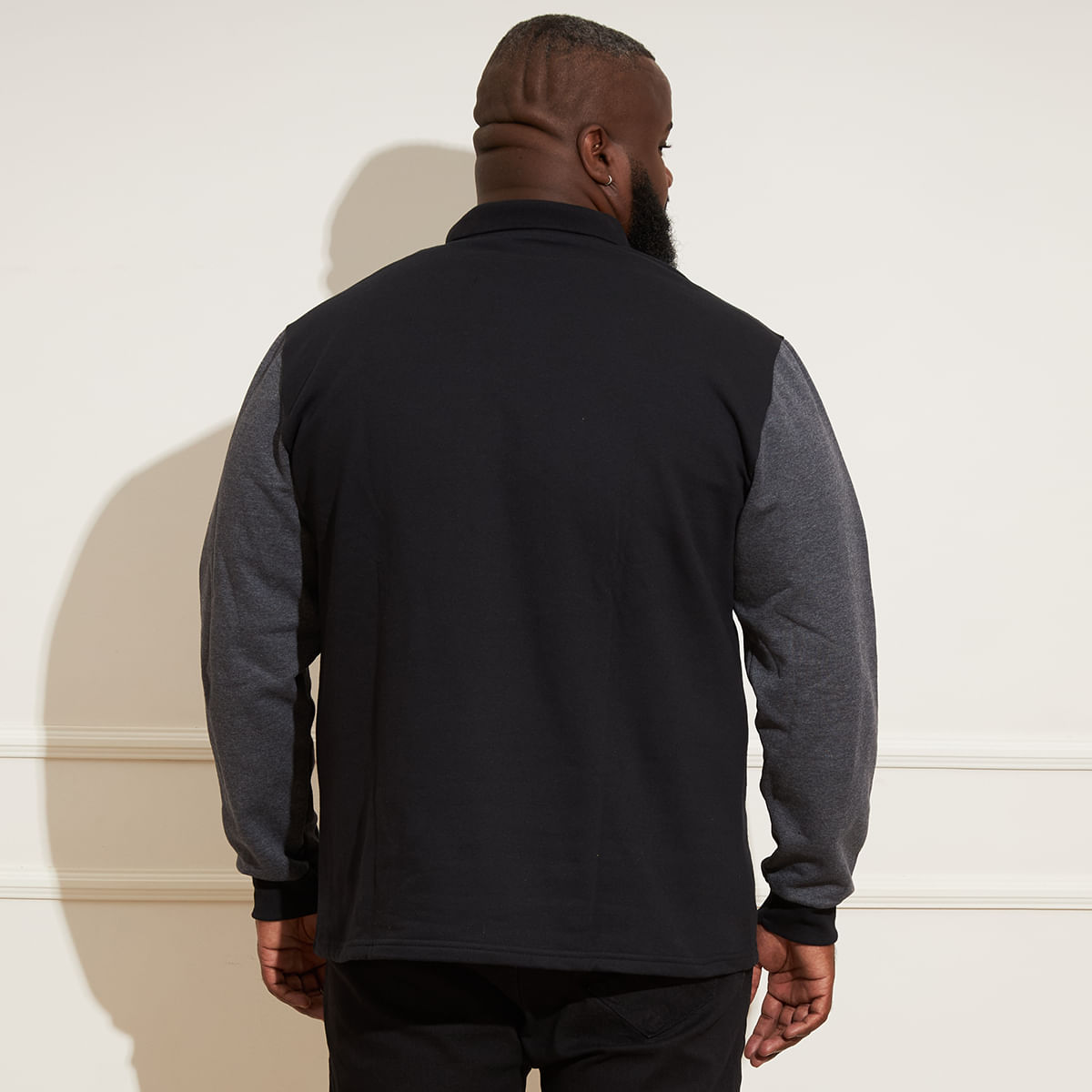 Polo-Masculina-Plus-Size-Manga-Longa-Preta