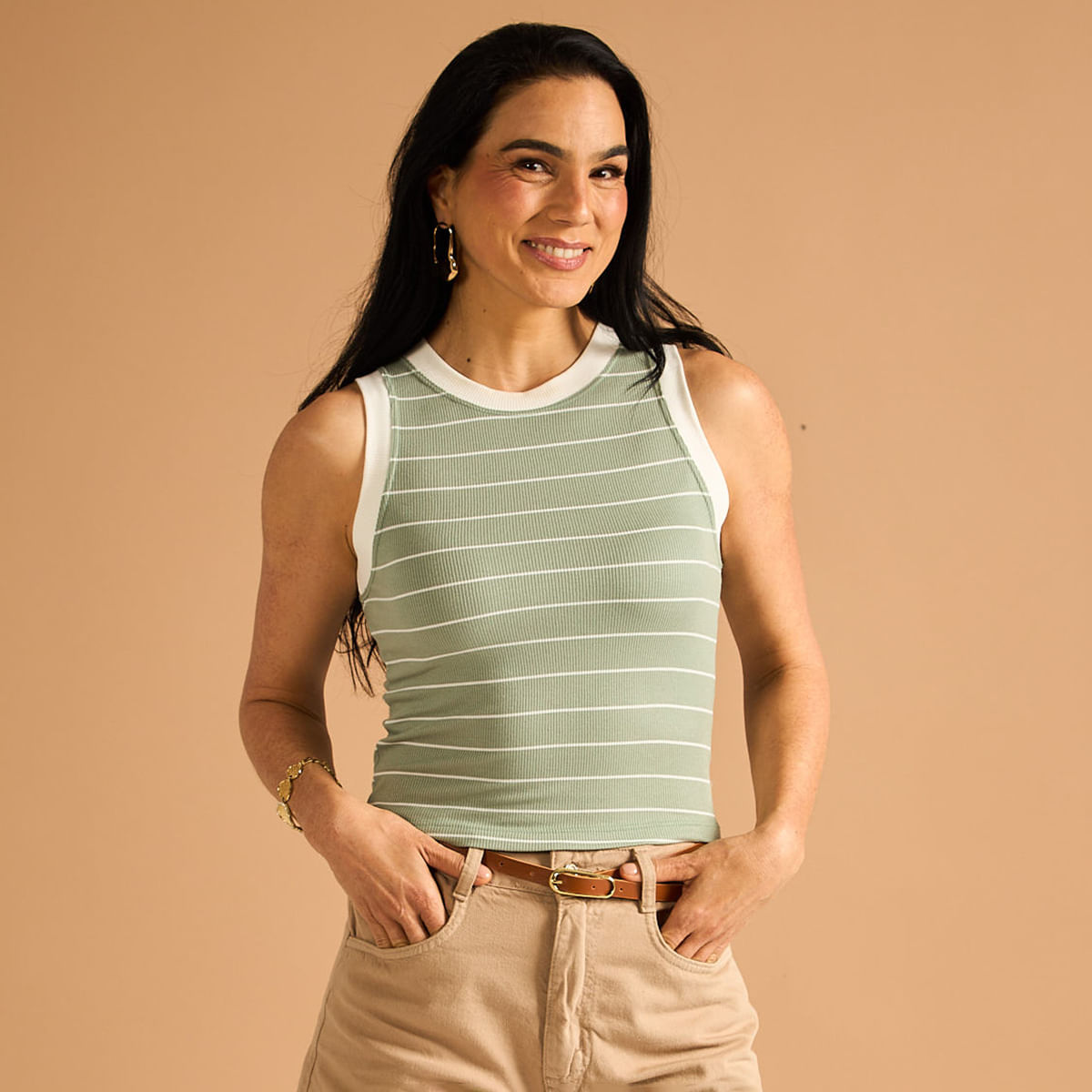 Blusa Regata Feminina Listrada Marrom e Off-white Basic Sou | Montreal ...
